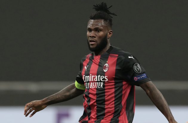  米兰旧将凯西反戈旧主，助攻队友破门助紫百合取得关键胜利  